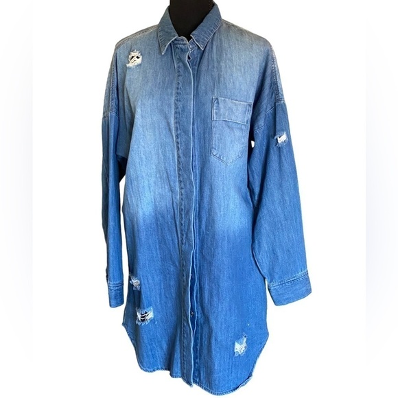 Life in Progress Denim Shirt Jacket Women’s Size Medium Destroyed Blue Baddie - Picture 1 of 11
